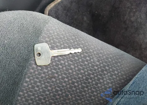 2003 Toyota Corolla S z USA, uszkodzony, nr VIN 2T1BR32EX3C019190